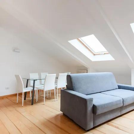 Rooftop Station By Dimorra * Νάπολη